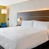 Отель Holiday Inn Express And Suites Ottawa, an IHG Hotel, фото 4