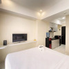 Отель Comfy Studio Room At Grand Asia Afrika Apartment, фото 6