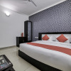 Отель Crown Residency by OYO Rooms, фото 12