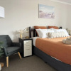 Отель Port Vincent Motel & Apartments, фото 3