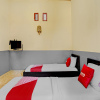 Отель OYO 90405 Penginapan Sasti Kuningan, фото 15