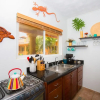 Отель Gecko Getaway in West Bay - Condo #10, фото 24
