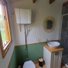 Отель The Botanist - Luxury Cabin With Hot Tub Near York, фото 6