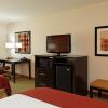 Отель Holiday Inn Express Hotel & Suites FLORENCE NORTHEAST, an IHG Hotel, фото 3