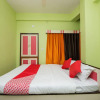 Отель OYO 12803 Moon Light Hotel, фото 4