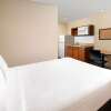 Отель WoodSpring Suites Chicago Romeoville, фото 3