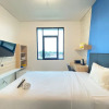 Отель Comfortable Studio Semi Apartment at The Lodge Paskal near BINUS University, фото 11