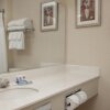Отель Country Inn & Suites  Fairview Heights IL, фото 25