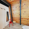Отель Rustic-chic Remodel W/ Fireplace, Deck & Hot Tub! 3 Bedroom Cabin, фото 16