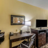 Отель Comfort Suites Lexington, фото 4