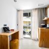 Отель Emily's Luxury Suites, фото 1