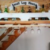 Отель Small Log House, фото 2
