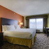 Отель Holiday Inn Express & Suites Kansas City Sport Complex Area, фото 4