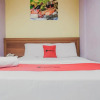 Отель RedDoorz near Nagoya Hill Mall Batam 5, фото 8