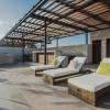 Отель Luxury Penthouse with Hot Tub & Rooftop, фото 17