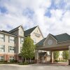Отель Country Inn & Suites by Radisson, Toledo South, OH, фото 1