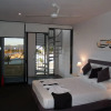 Отель Hinchinbrook Harbour Holiday Apartments, фото 5