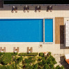 Отель Varres Hotel, фото 1