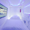 Отель Met a Space Pod at Asoke, фото 28