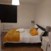 Отель Beautiful 2-bed Apartment in Milton Keynes, фото 4