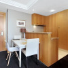 Отель Metropolis 2 Bedroom Park Suite, фото 8