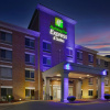 Отель Holiday Inn Express And Suites Milwaukee Nw Park Place, an IHG Hotel, фото 1