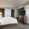 Отель Embassy Suites by Hilton Greenville Downtown Riverplace, фото 5