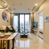 Отель Aqua Vinhome Bason Stunning View, фото 13