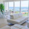 Отель MARINA Beachfront 2 BDR- Amazing Oceanview, фото 8