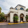 Отель Days Inn & Suites by Wyndham Orlando Airport, фото 8