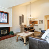 Отель Aspen Creek 311 Walk to Eagle Lodge, Log Burning Fireplace, Great Complex Amenities by RedAwning, фото 9