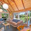 Отель Copper Beech Cottage - Wharewaka Holiday Home, фото 14