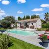 Отель Nice holiday home in Provence-Alpes-Côte d'Azur with pool, фото 10