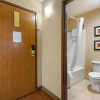 Отель Comfort Inn & Suites, фото 9