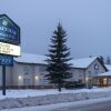 Отель Days Inn by Wyndham Whitecourt, фото 1