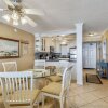 Отель Destin on the Gulf 501 is a Beautiful Gulf Front 5th Floor with Free Beach Service by RedAwning, фото 11