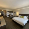 Отель Crossroads Inn & Suites, фото 6