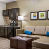 Отель Comfort Suites, фото 3