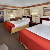 Отель Holiday Inn Express And Suites Watertown, an IHG Hotel, фото 15