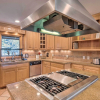 Отель Buena Vista Oasis w/ Mtn Views, 3 Mi to Dtwn!, фото 16