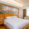 Отель Vienna Hotel (Huizhou Zhongkai High-speed Railway Station Green Fairy Tale Branch), фото 6