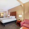 Отель La Quinta Inn by Wyndham Decatur, фото 21