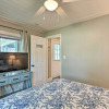 Отель 'the Blue Crab Cottage' - 3 Blocks From The Beach!, фото 5