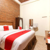 Отель RedDoorz near AMIKOM Yogyakarta 2, фото 2