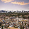 Отель Holly by Avantstay In the Heart of Breckenridge w/ Hot Tub, Game Room & Roof Top Patio, фото 15