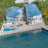 Отель Islamorada Home, Ocean Views, Playroom, Near Tiki Bar, Pool, And Boat Dockage, Ultimate Keys Getaway, фото 17