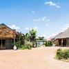 Отель Golden Hills Lodge, фото 12