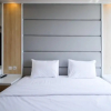 Отель Cozy And Modern 2Br At Grand Sungkono Lagoon Apartment, фото 18