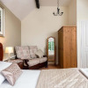 Отель Criddlestyle Cottage - 5 bedroom New Forest Holiday Home, фото 3