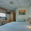 Отель Eemshotel в Делфзейл
